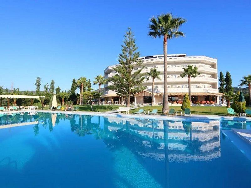 Regina Hotel Kíssamos Buitenkant foto