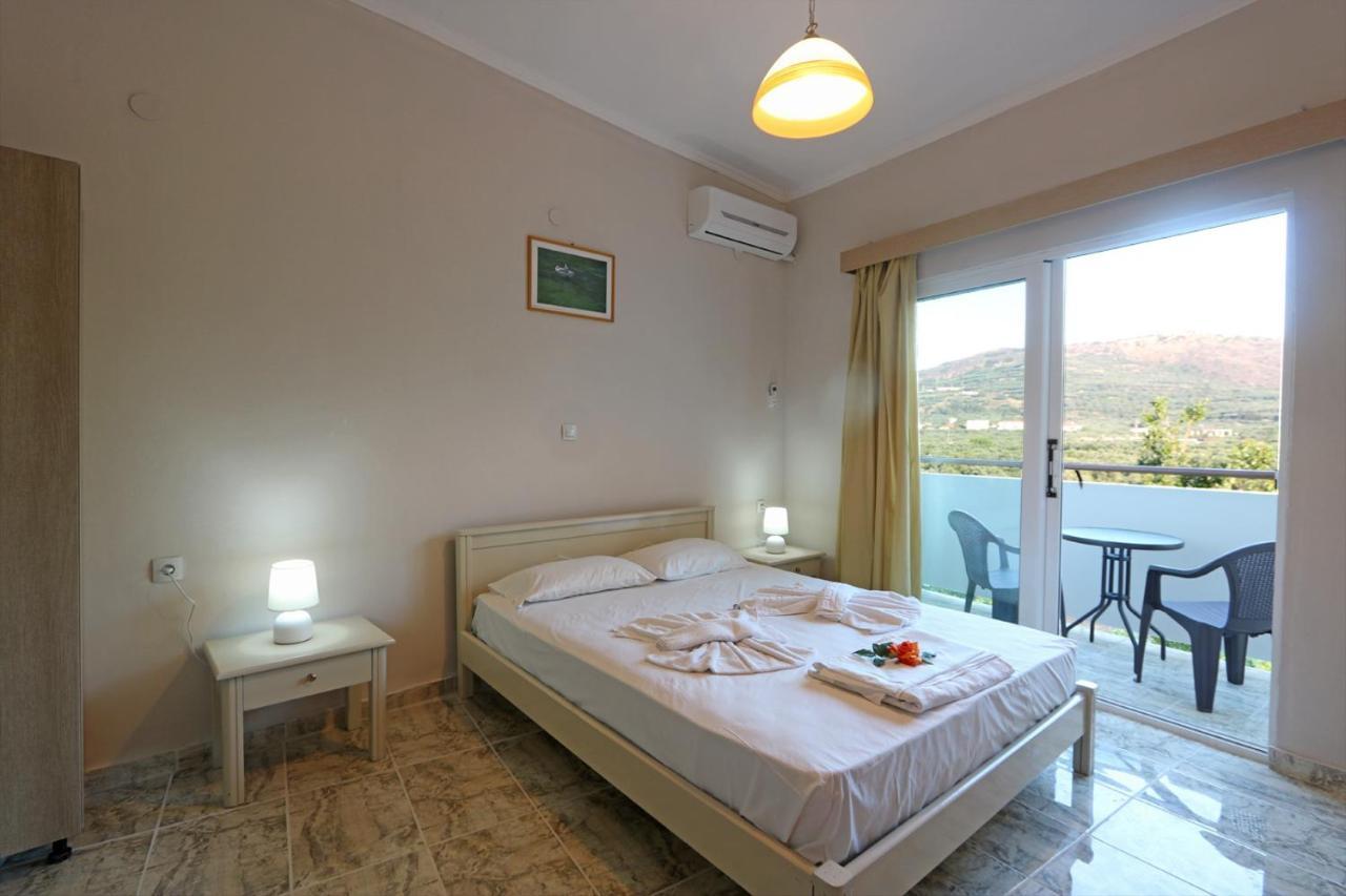 Regina Hotel Kíssamos Buitenkant foto