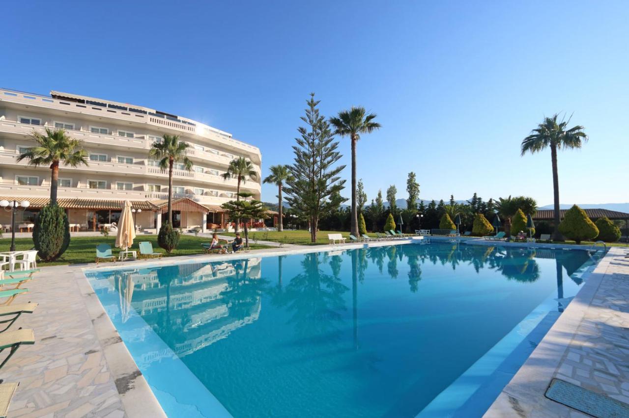 Regina Hotel Kíssamos Buitenkant foto